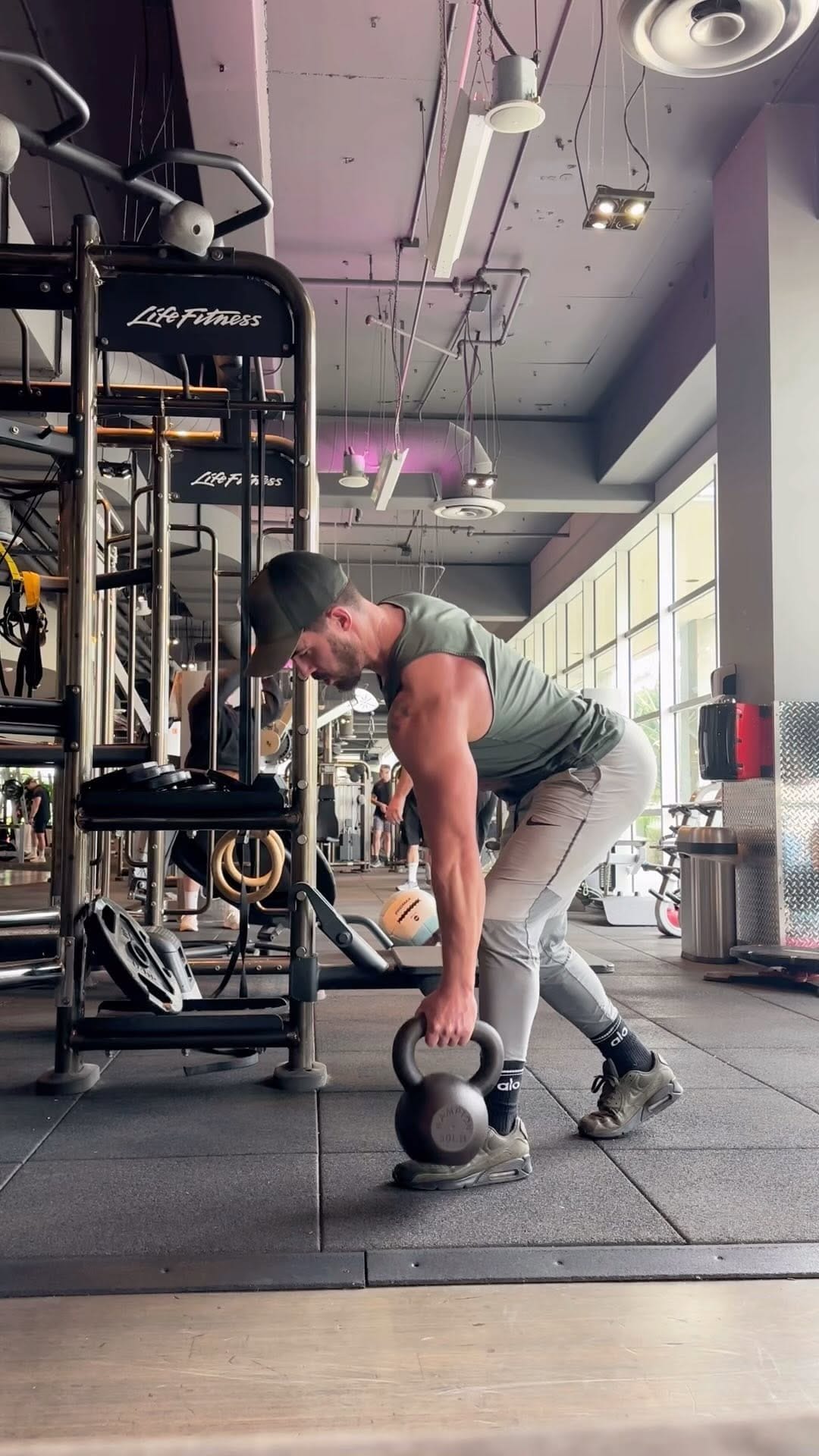 Post 7 by Robbie Egan on Instagram (video)