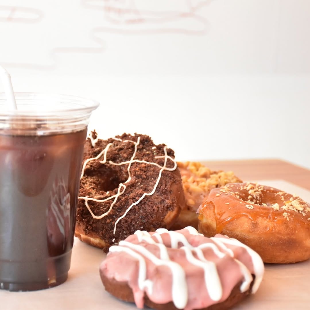 Post 5 by 🍁 Bronuts & Coffee 🇨🇦 on Instagram (carousel)