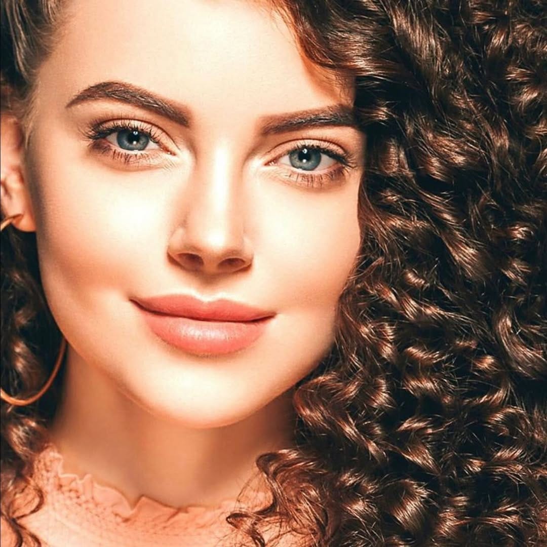 Post 7 by RED GOLD London on Instagram (image)