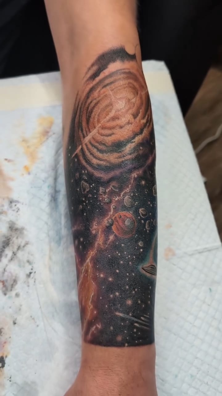 Post 4 by Black Gold Tattoo Co. on Instagram (video)