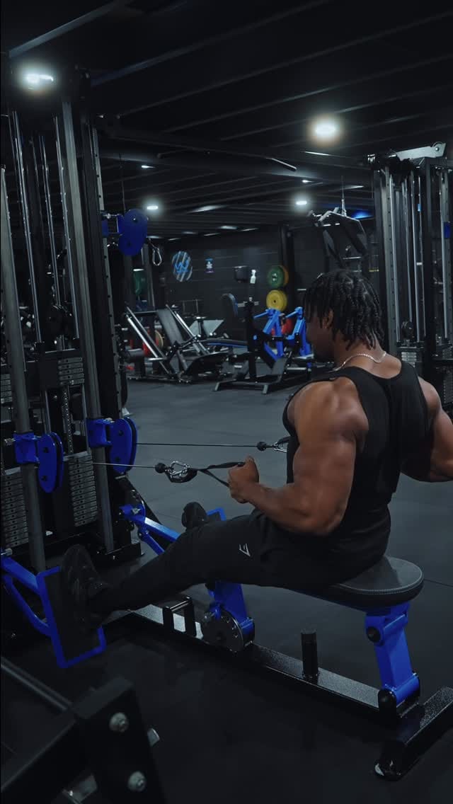 Post 3 by WESTSIDE GYMS on Instagram (video)