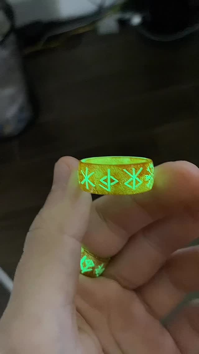 Post 7 by Secret Woods on Instagram (video)