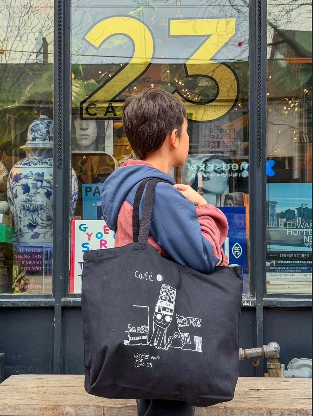 Post 3 by Cafe23 on Instagram (carousel)