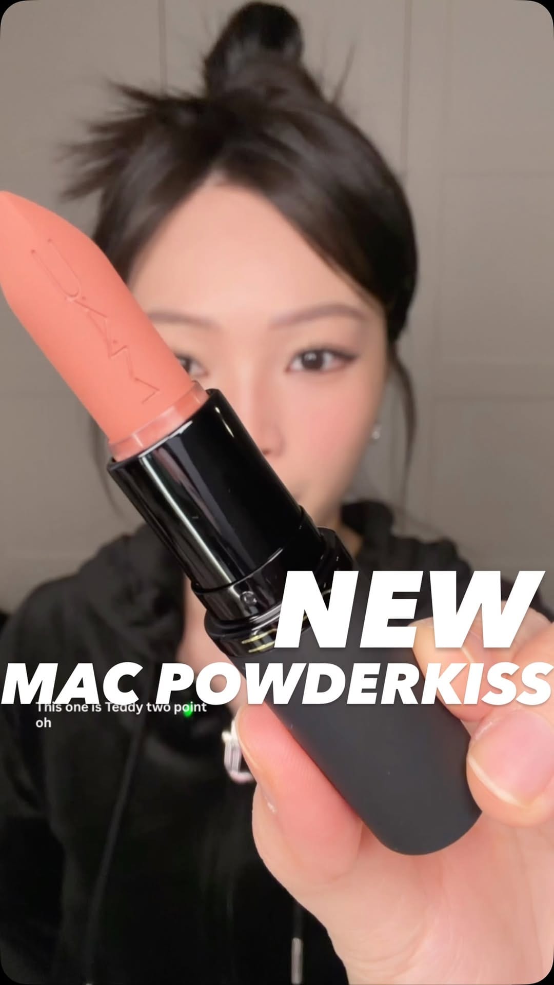 Post 2 by 𝐉𝐞𝐧𝐧𝐲 on Instagram (video)