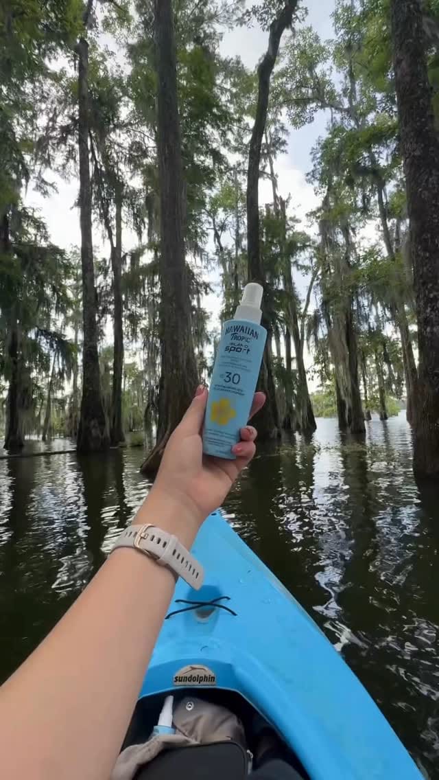 Post 10 by Hawaiian Tropic Canada on Instagram (video)
