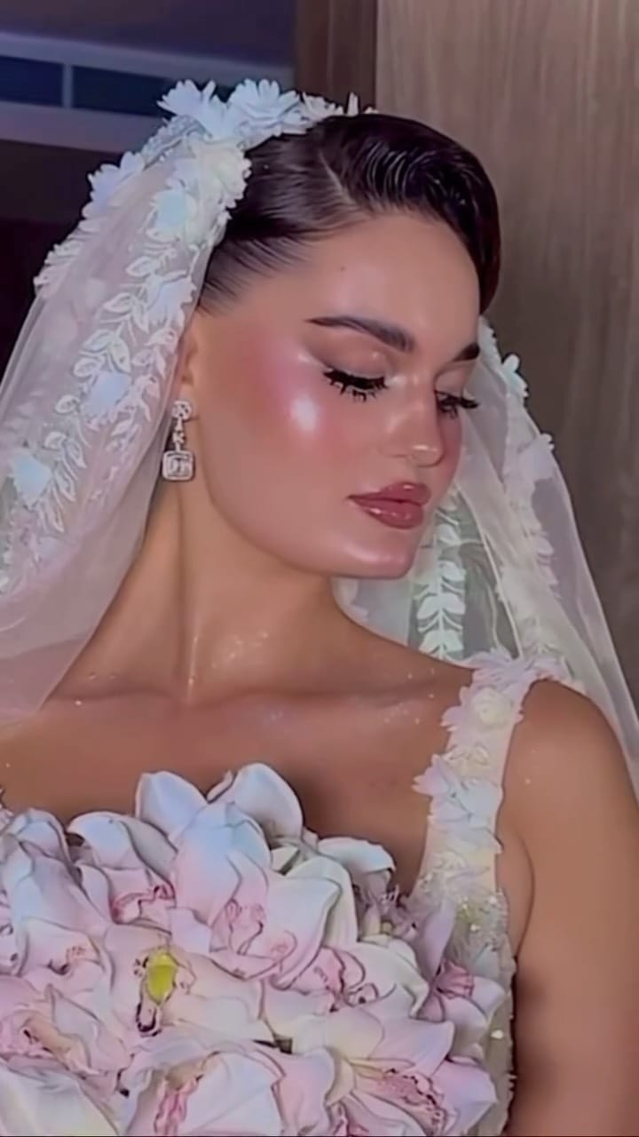 Post 3 by darine on Instagram (video)