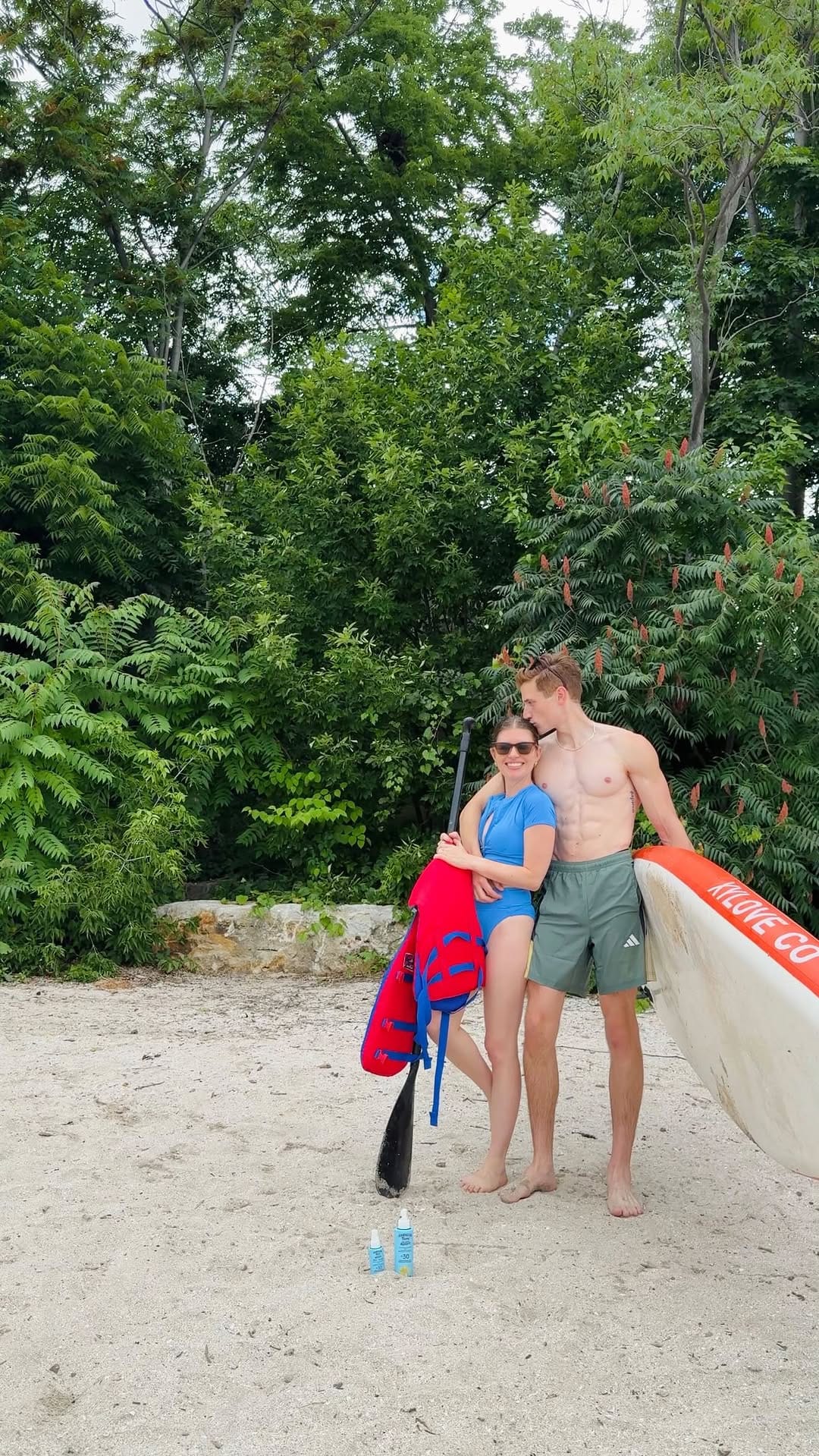 Post 7 by Hawaiian Tropic Canada on Instagram (video)