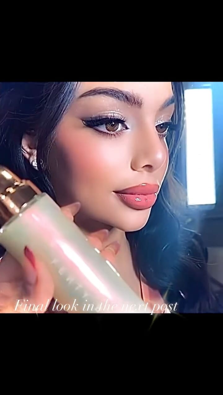 Post 6 by darine on Instagram (video)