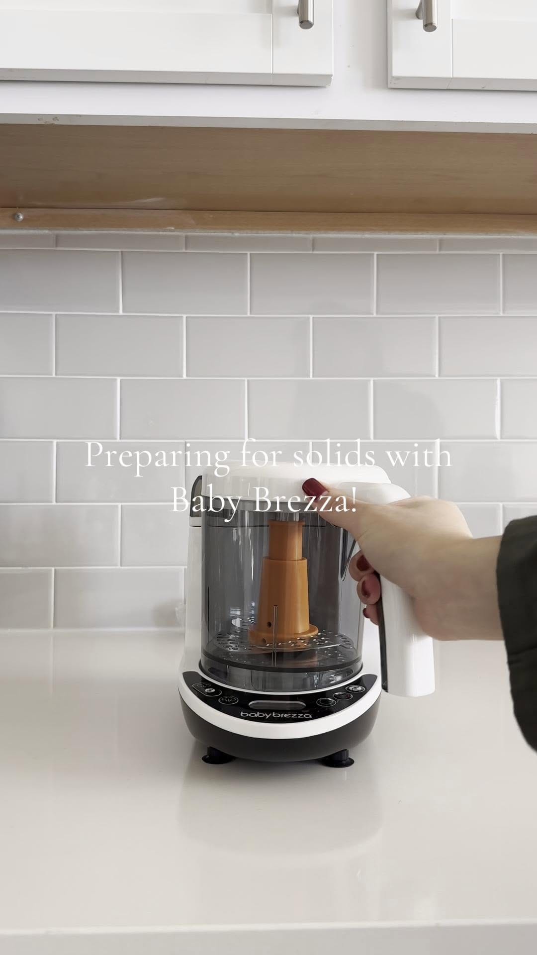 Post 5 by Baby Brezza Canada on Instagram (video)