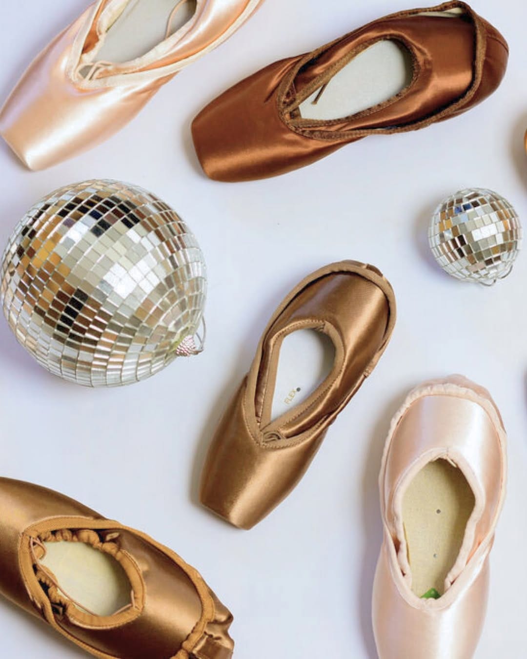 Post 5 by The Shoe Room on Instagram (image)