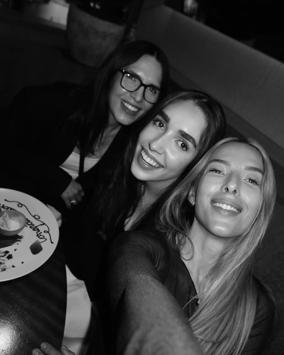 Post 10 by Vanessa Florczak on Instagram (carousel)