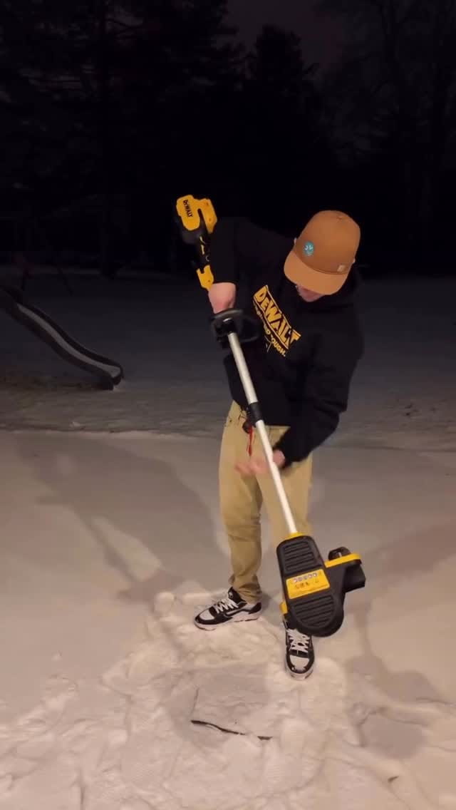Post 4 by DEWALT CANADA🇨🇦 on Instagram (video)