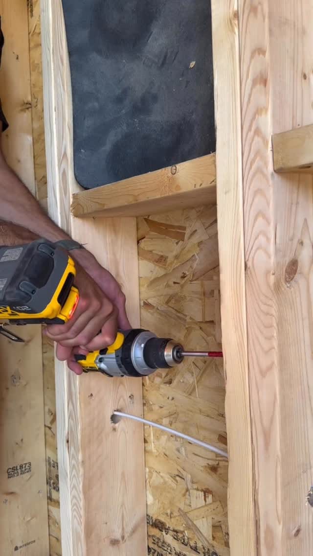 Post 7 by DEWALT CANADA🇨🇦 on Instagram (video)