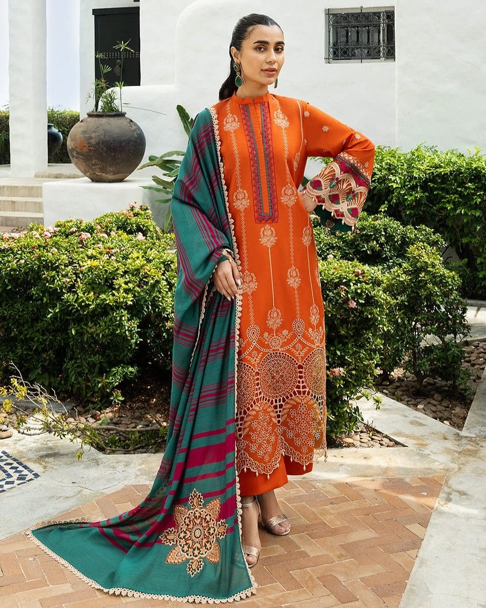 Post 4 by NAIMA’S ETHNIC COLLECTION on Instagram (carousel)