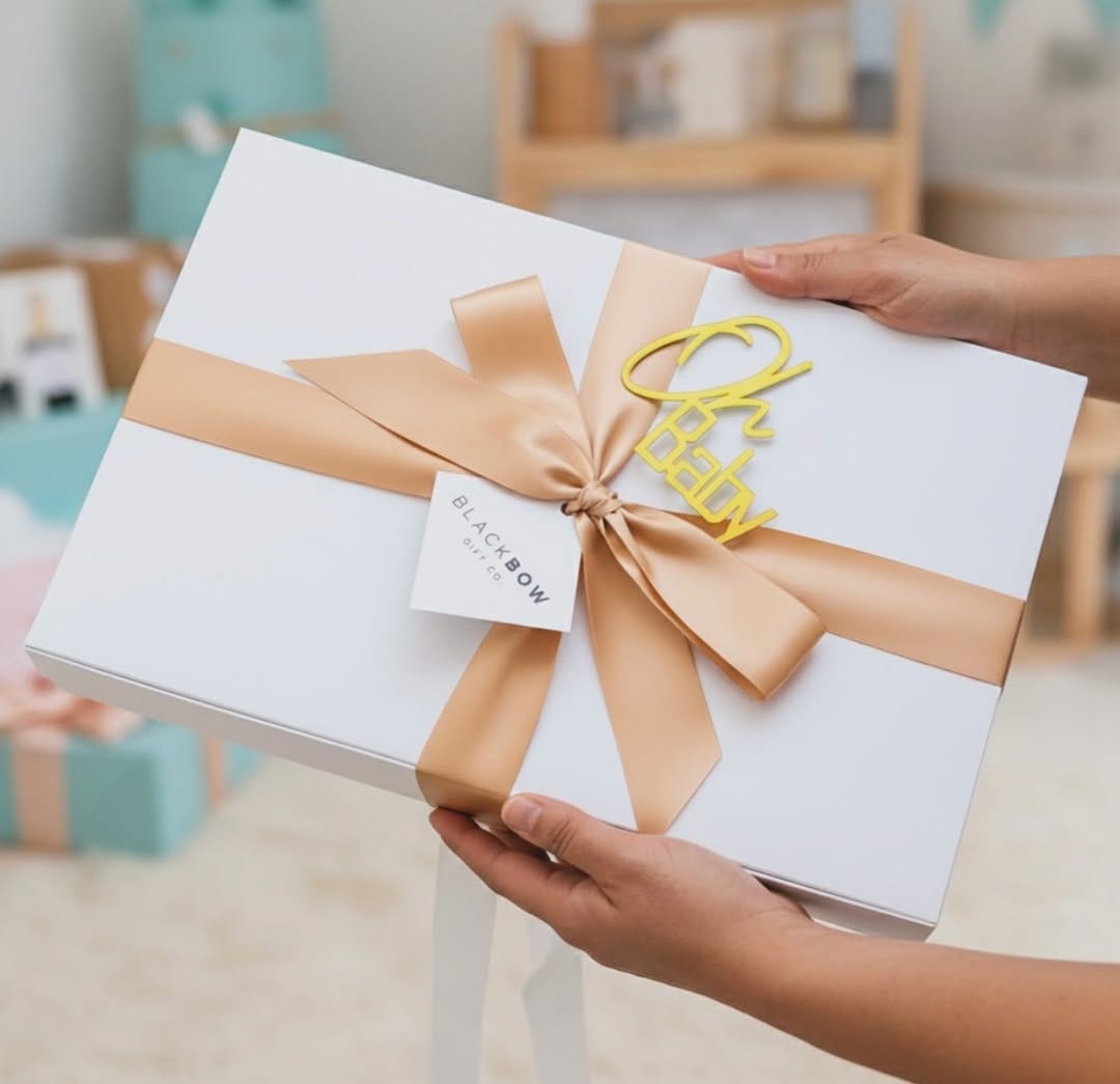 Post 5 by BLACK BOW GIFT CO. on Instagram (image)