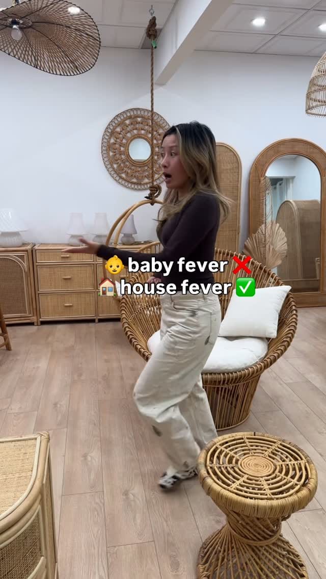 Post 7 by Boho Boutique Montréal on Instagram (video)