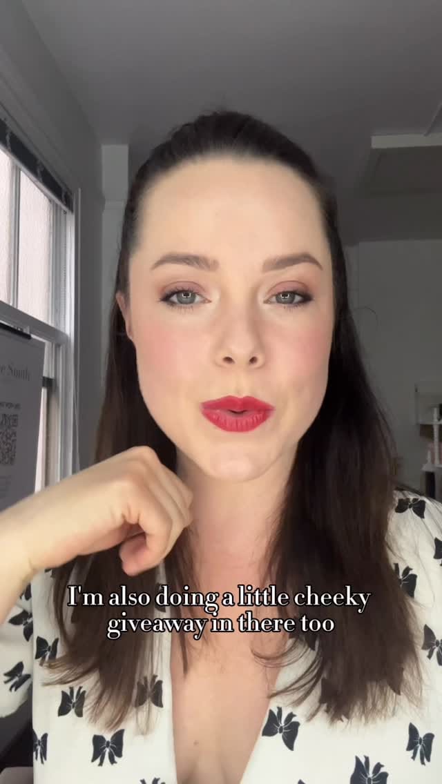 Post 9 by Freelance Makeup & Hair Artist Business Coach on Instagram (video)
