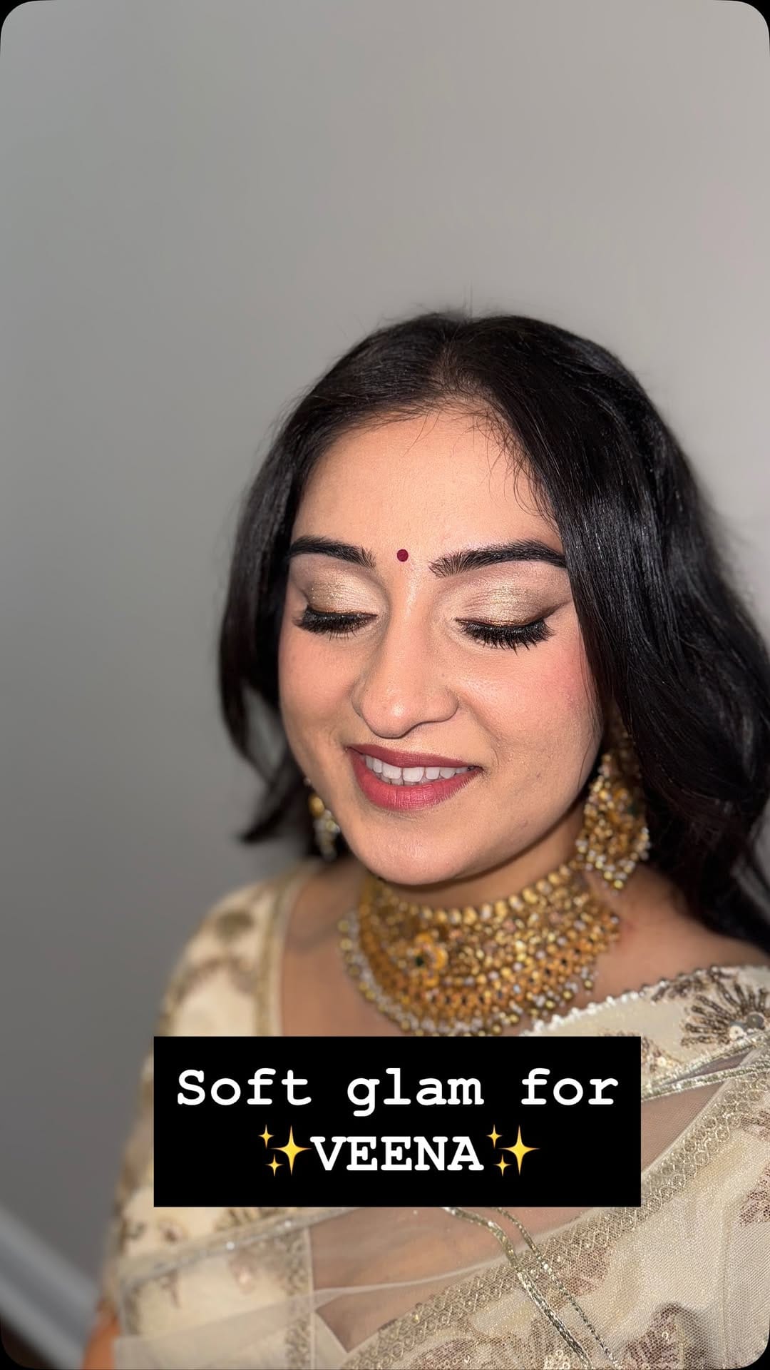 Post 7 by Heenazmakeupstudio on Instagram (video)
