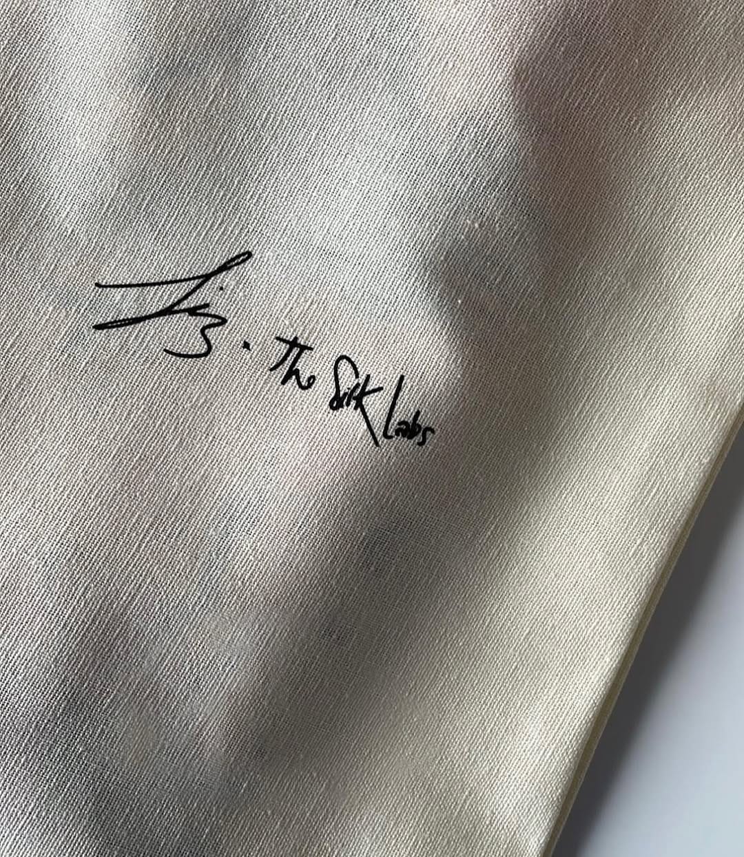 Post 7 by The Silk Labs on Instagram (carousel)