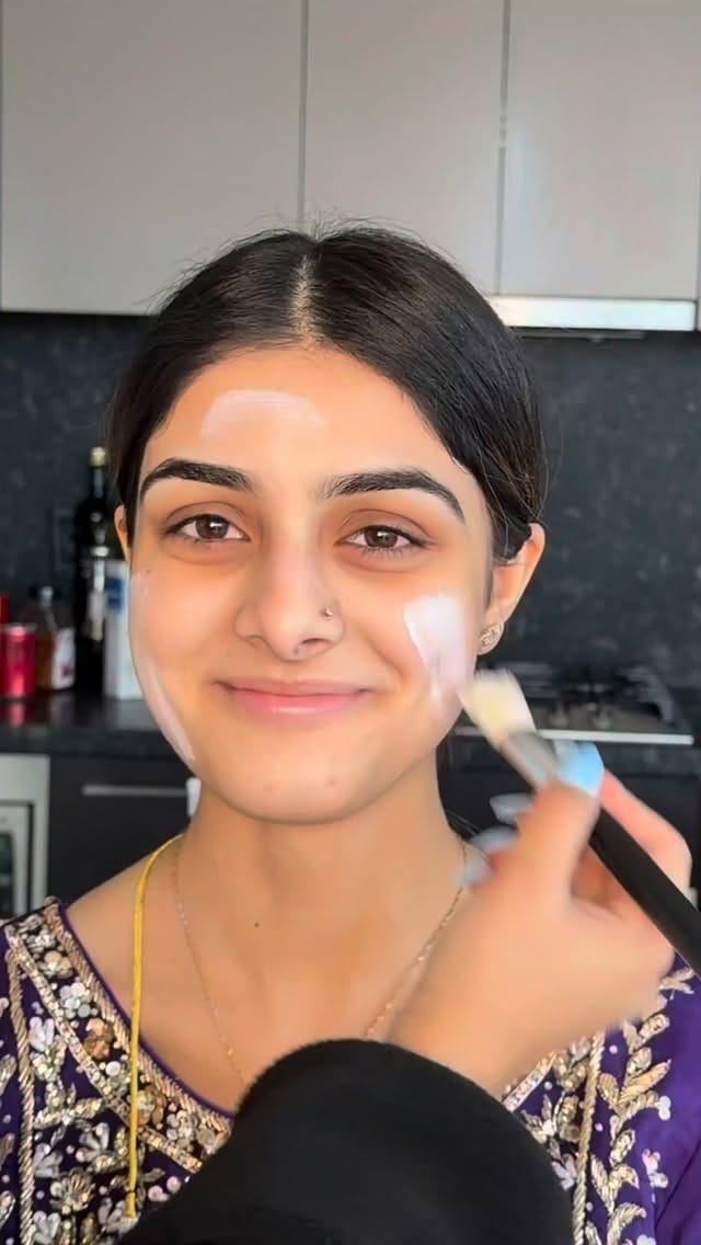 Post 4 by 𝐍𝐚𝐯𝐝𝐞𝐞𝐩 𝐌𝐚𝐧𝐧 | 𝐁𝐫𝐢𝐝𝐚𝐥 𝐌𝐚𝐤𝐞𝐮𝐩 𝐀𝐫𝐭𝐢𝐬𝐭 on Instagram (video)