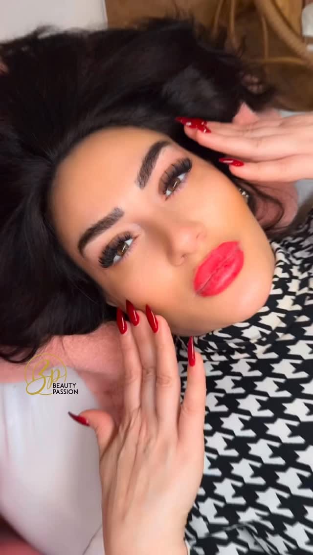 Post 4 by Saraa Hussein on Instagram (video)