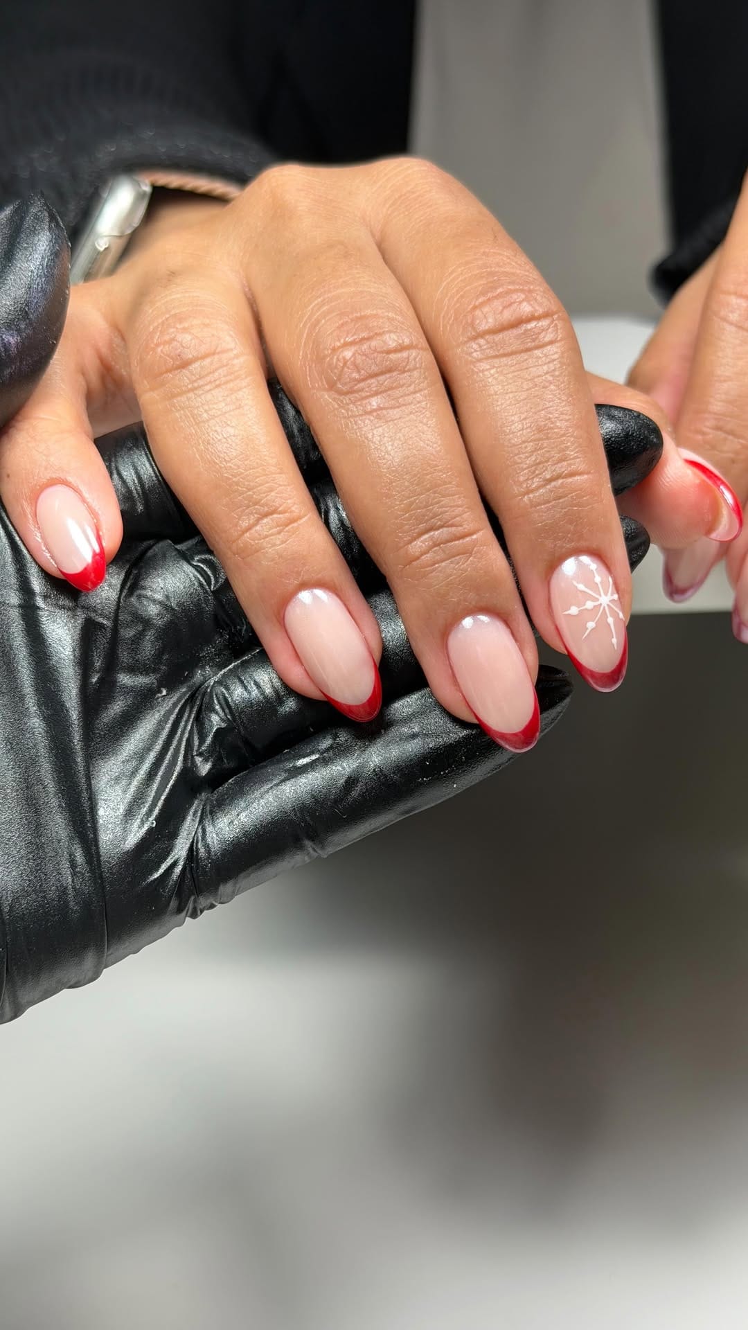 Post 4 by Adele nail artist on Instagram (video)