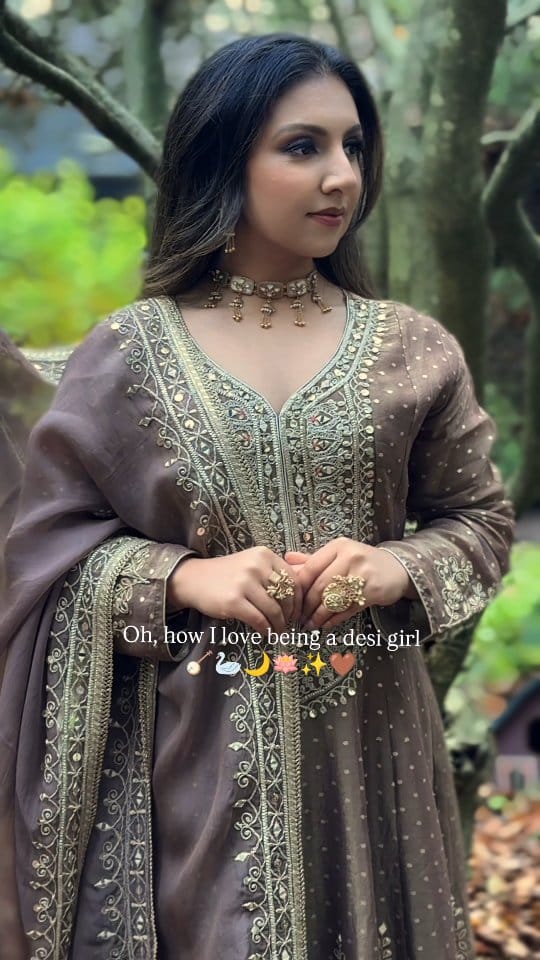 Post 2 by Navneet Kathuria on Instagram (video)
