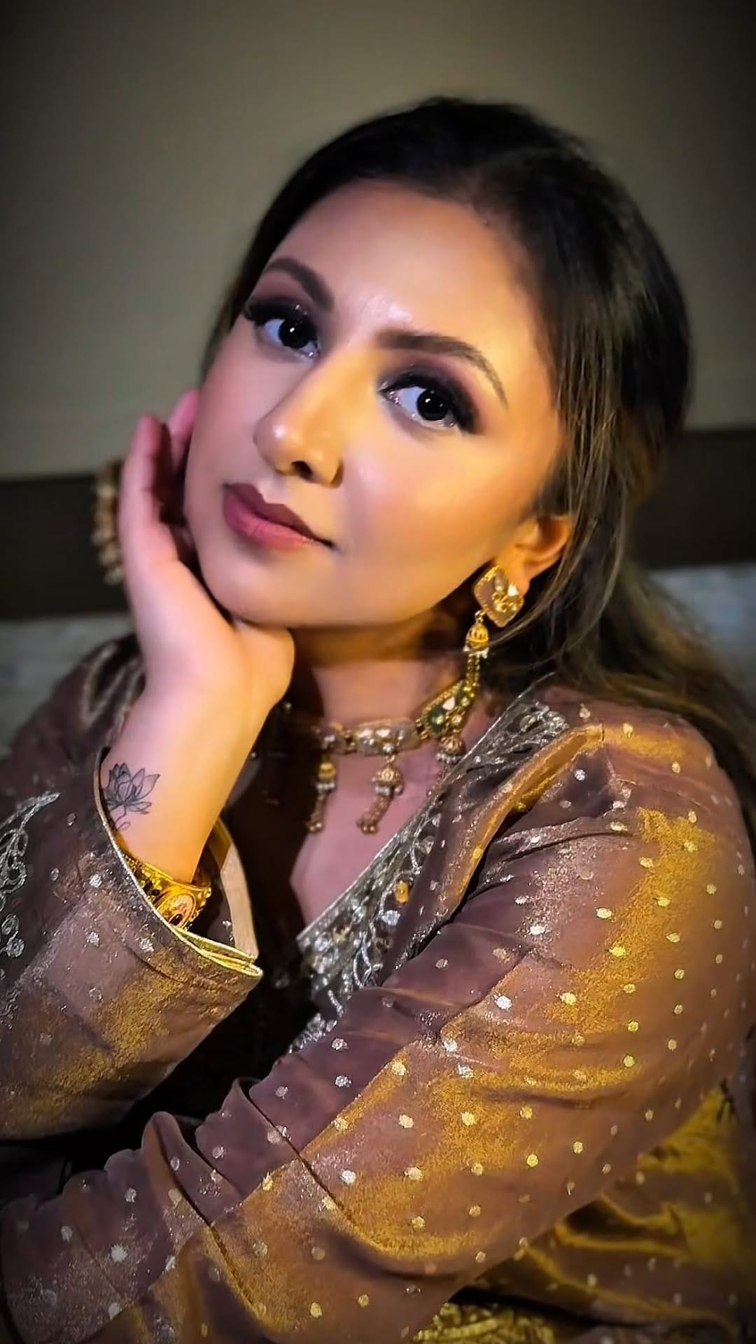 Post 4 by Navneet Kathuria on Instagram (video)