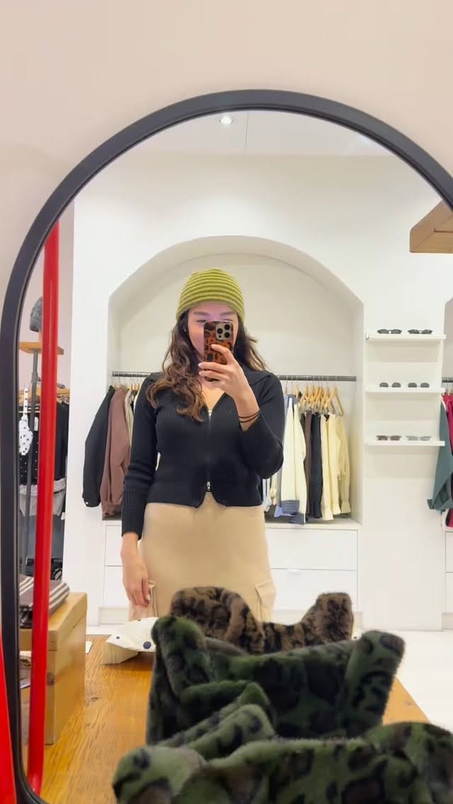 Post 8 by DURUMI | Cutest Korean Fashion in Toronto on Instagram (video)