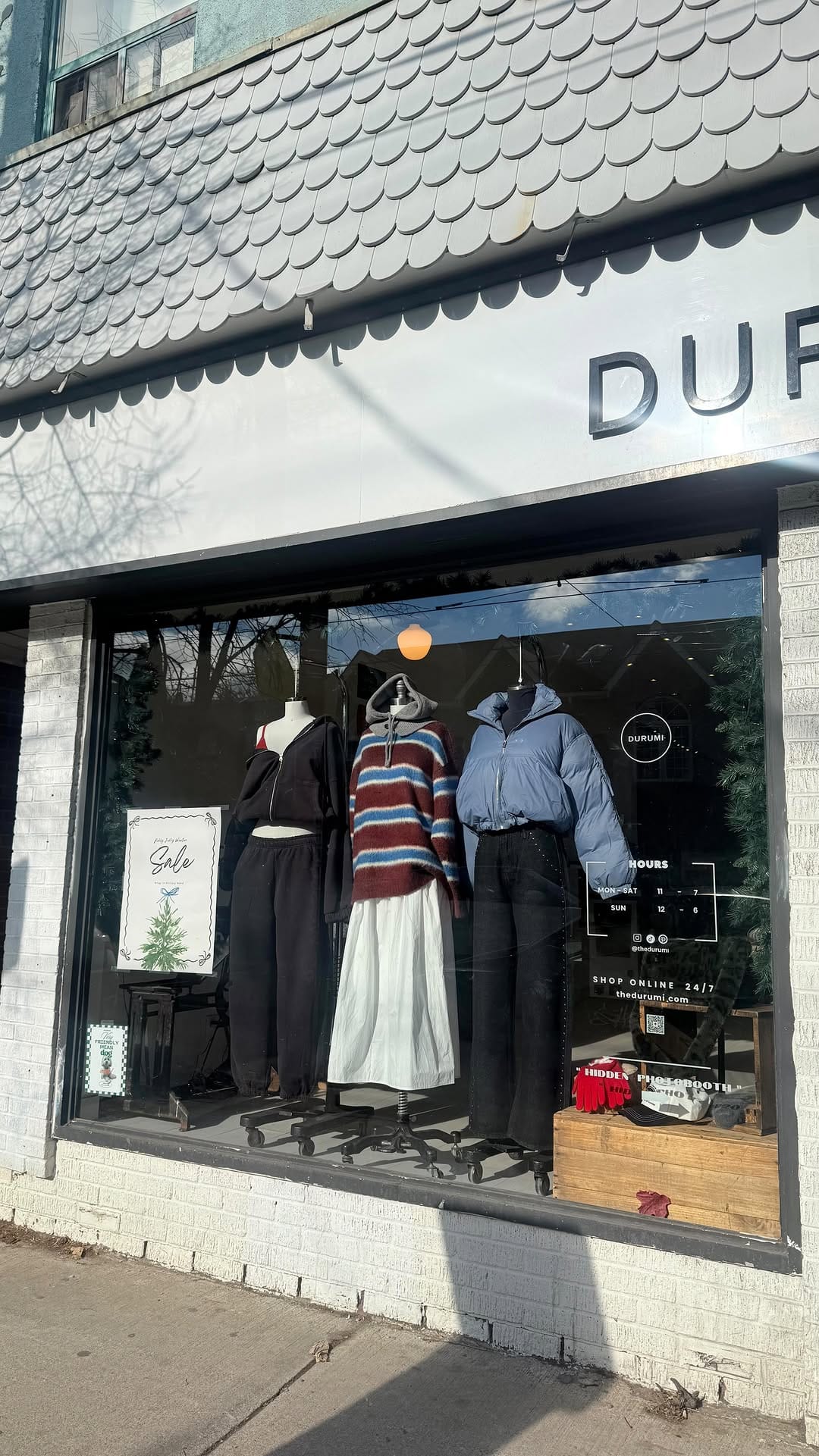 Post 7 by DURUMI | Cutest Korean Fashion in Toronto on Instagram (video)