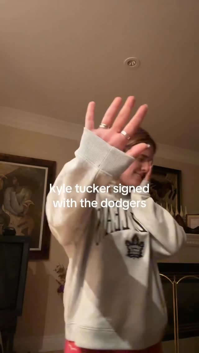 Post 2 by Jess Katzman on Instagram (video)