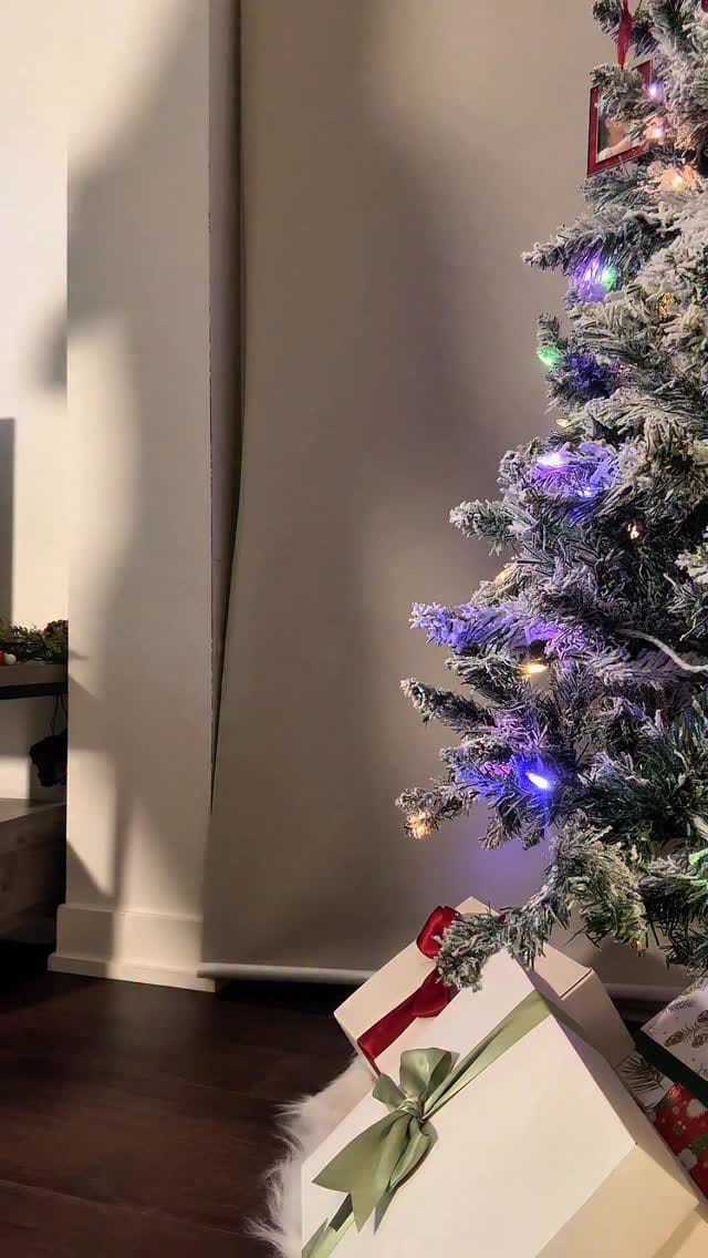 Post 9 by J&F Gift Inc. | Corporate, Personal & Realtor Gifting Canada on Instagram (video)