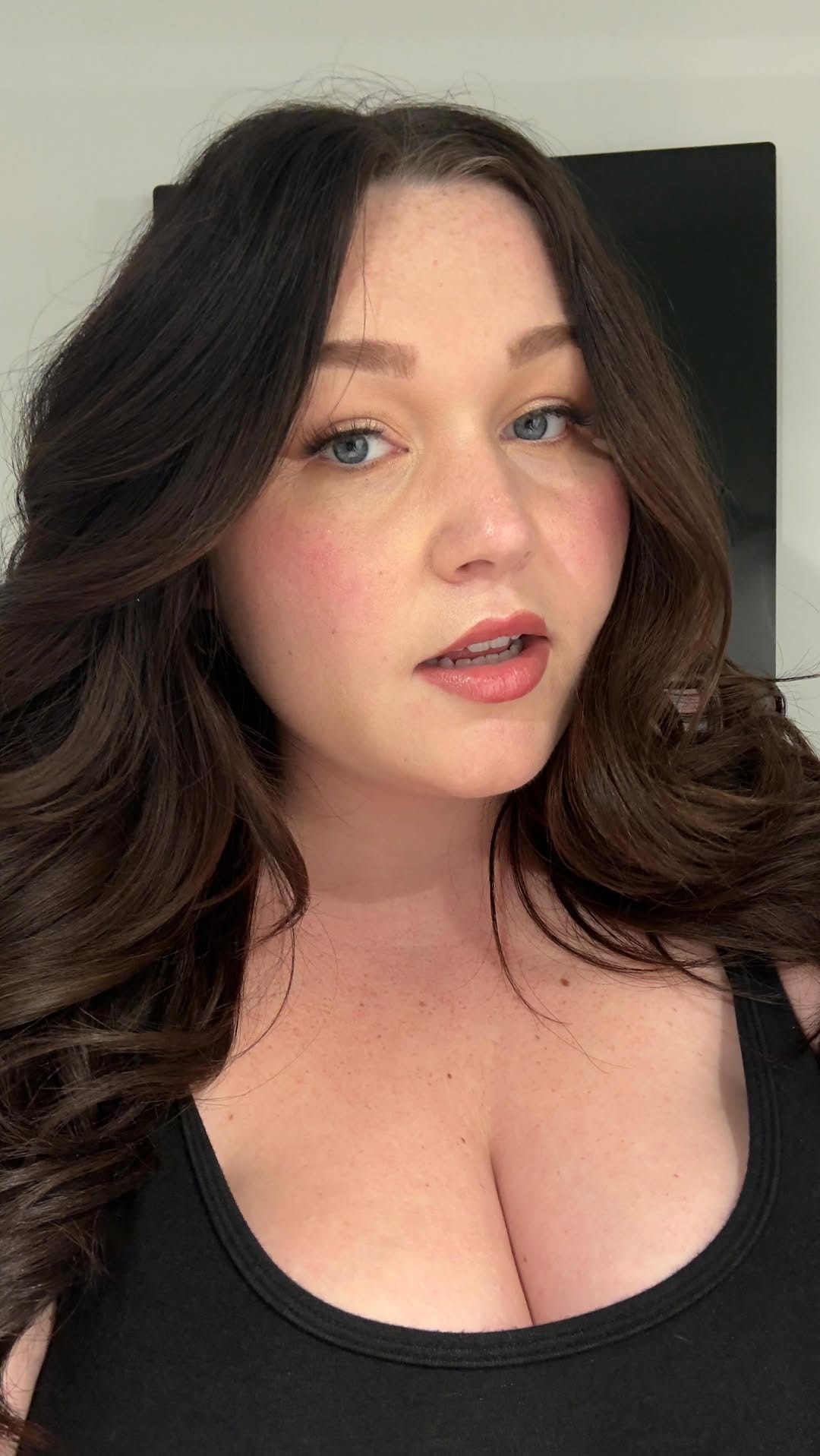 Post 10 by Nathalie Nicolle Galleno on Instagram (video)