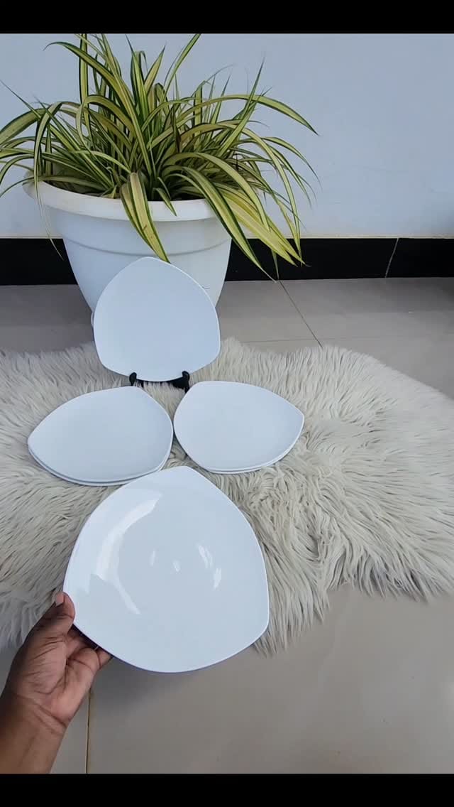 Post 6 by Vyombo vya mtumba on Instagram (video)