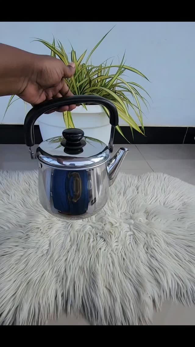 Post 2 by Vyombo vya mtumba on Instagram (video)
