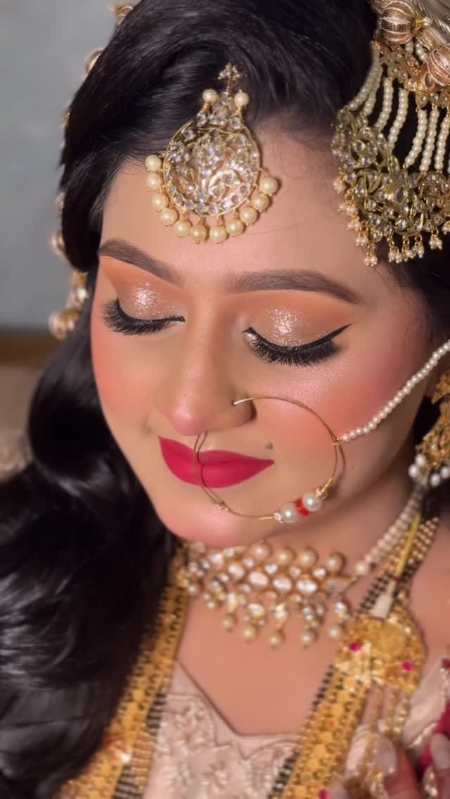 Post 8 by Nadia Khatoon on Instagram (video)