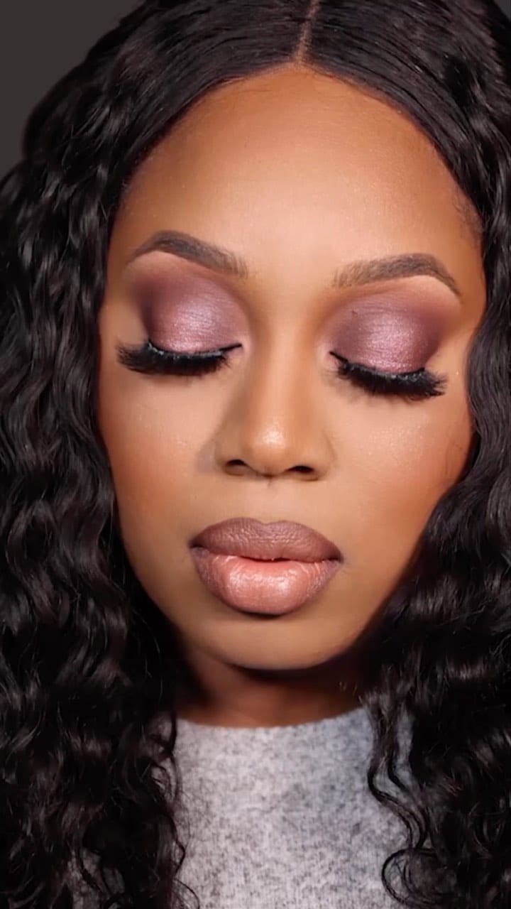 Post 10 by Makeup Artist on Instagram (video)