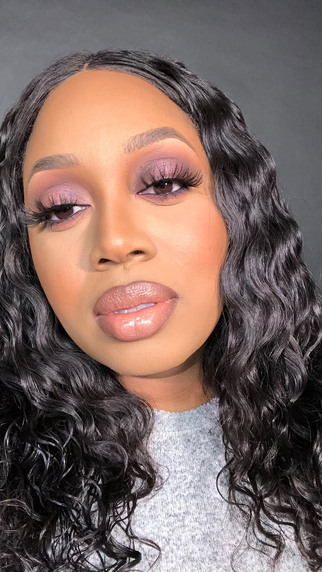 Post 9 by Makeup Artist on Instagram (video)