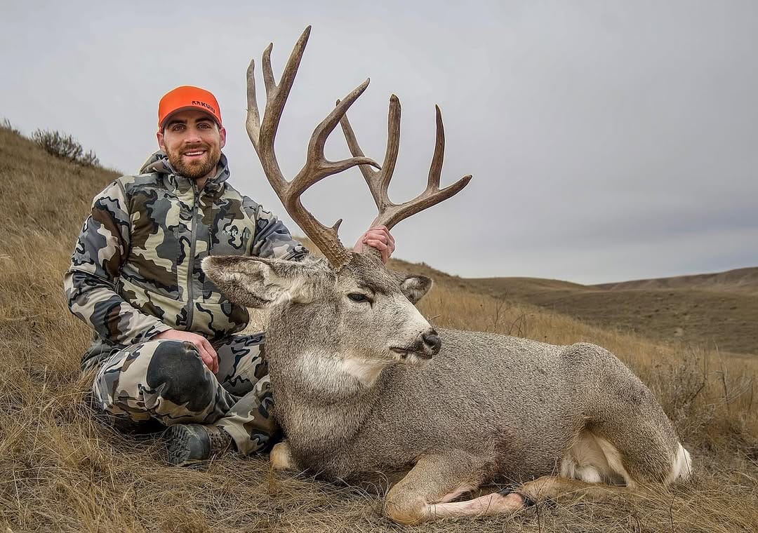 Post 4 by KUIU Canada on Instagram (image)