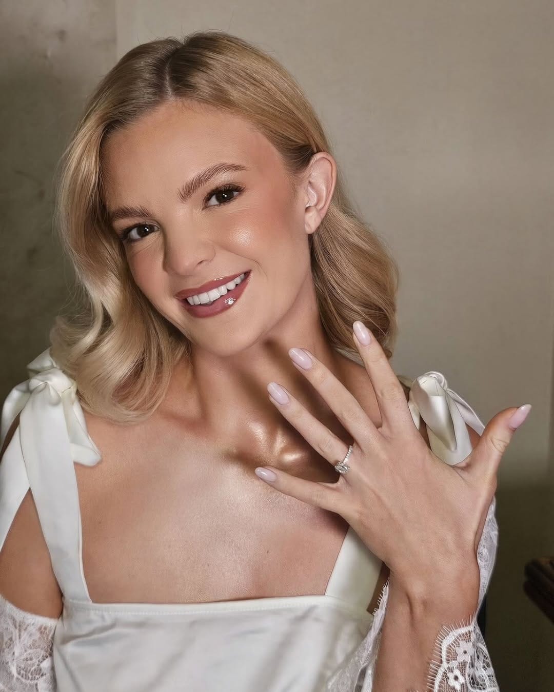 Post 1 by Destination Wedding Hair & Makeup Artists on Instagram (carousel)