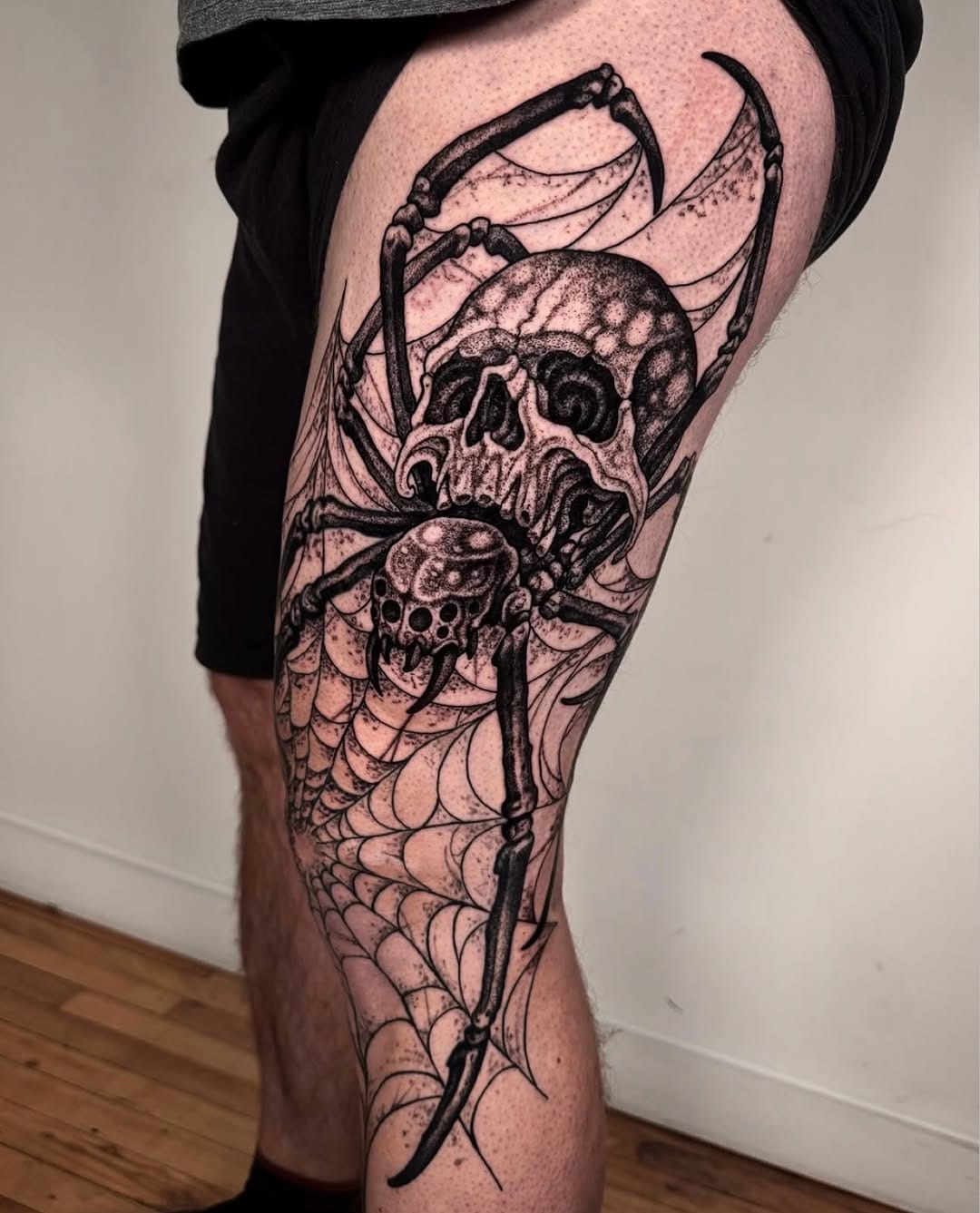 Post 2 by LA MANIGANCE TORONTO 🇨🇦 TATTOO SHOP on Instagram (image)