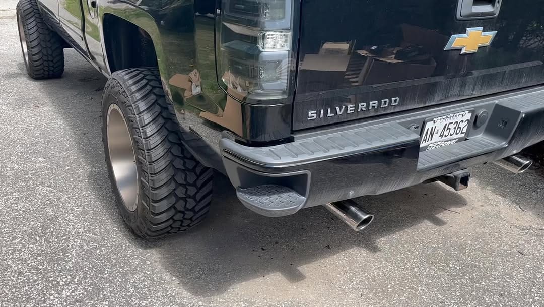 Post 10 by lionsdenoffroad.ca on Instagram (video)