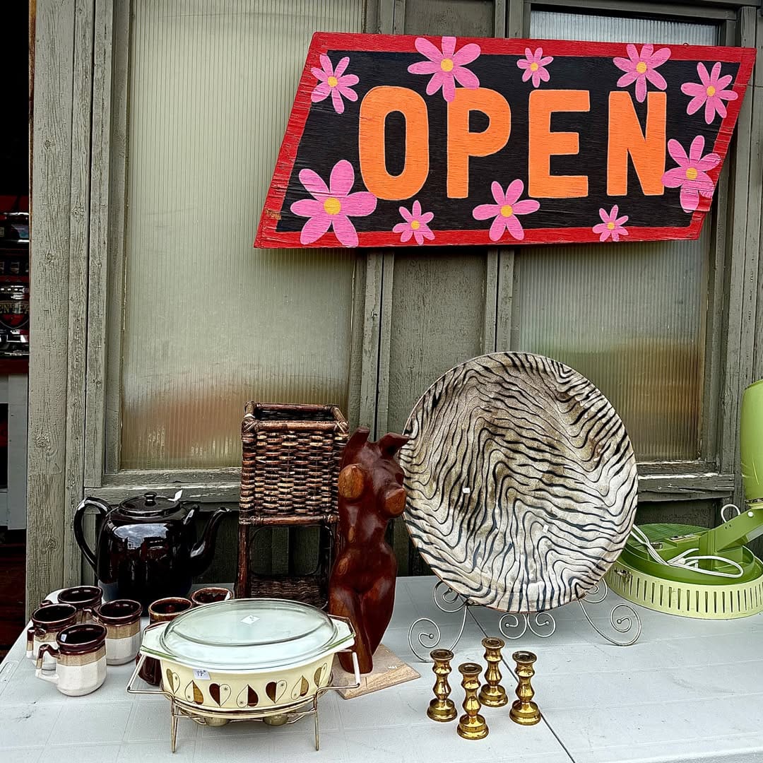 Post 8 by Aberfoyle Antique Market on Instagram (image)
