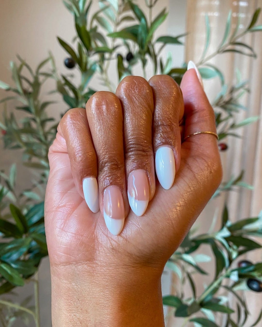 Post 9 by SensatioNail on Instagram (image)