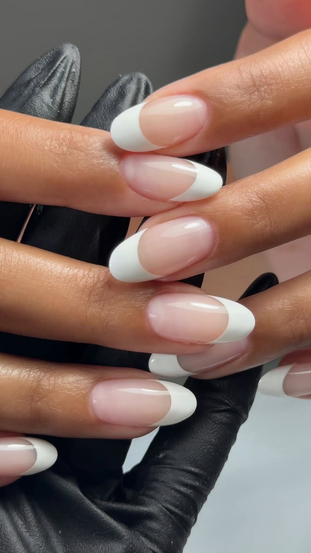 Post 7 by NAILS TORONTO 🇨🇦 on Instagram (video)