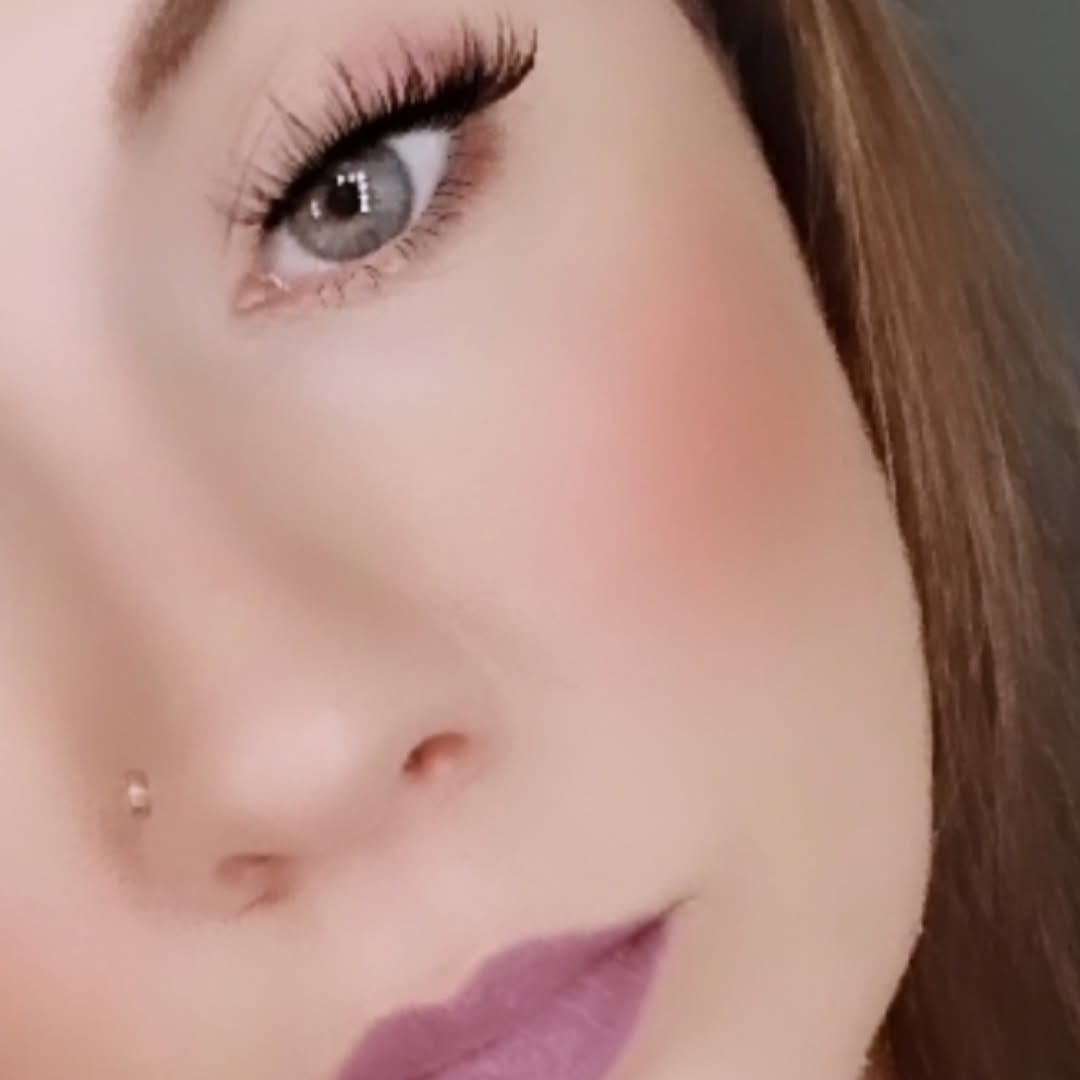 Post 1 by MissyDoesMakeup on Instagram (carousel)