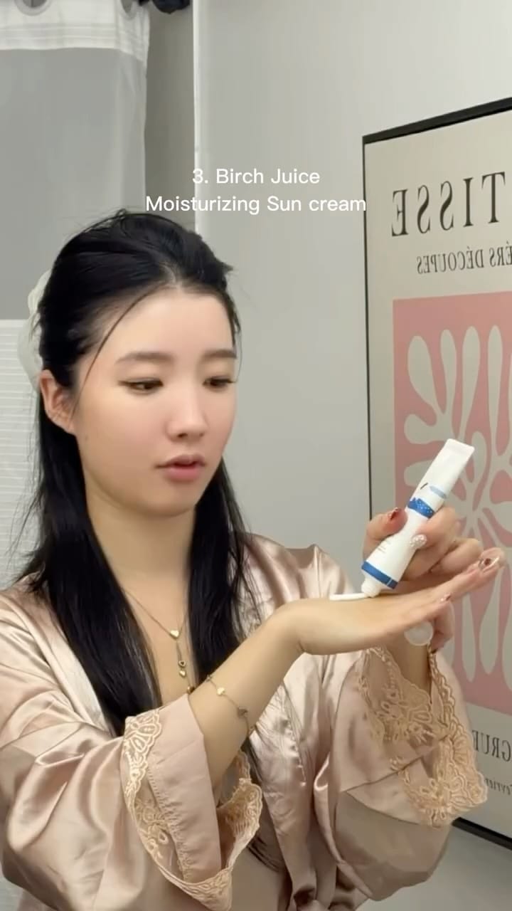 Post 10 by THEKSHOP | Korean Skincare & K-Beauty on Instagram (video)