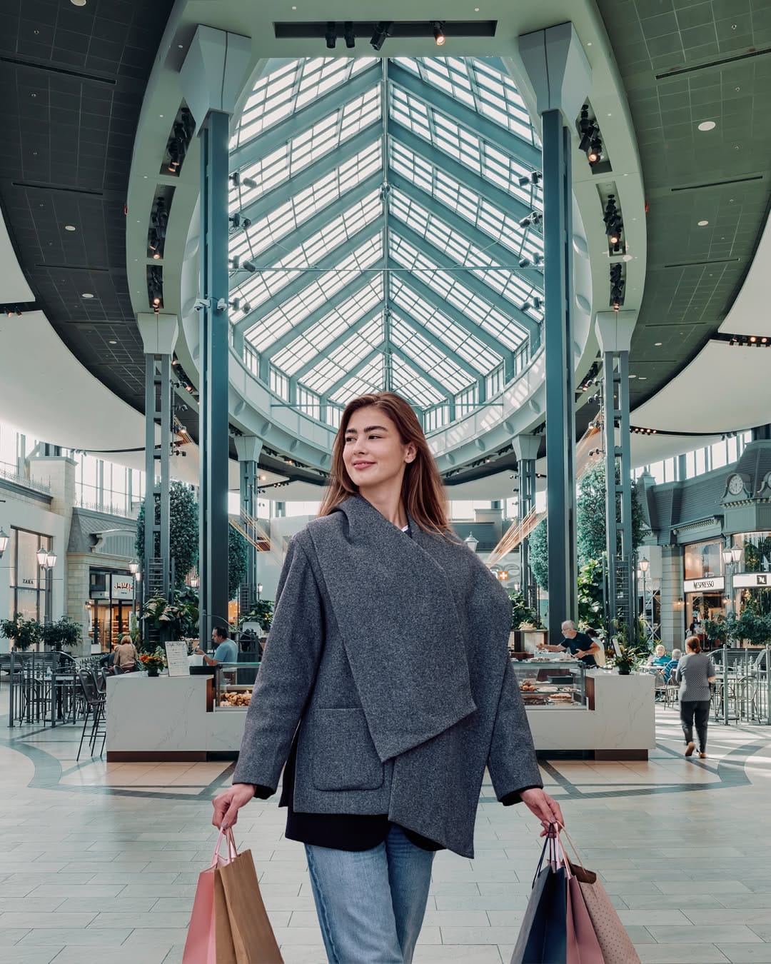Post 4 by CF Carrefour Laval on Instagram (image)