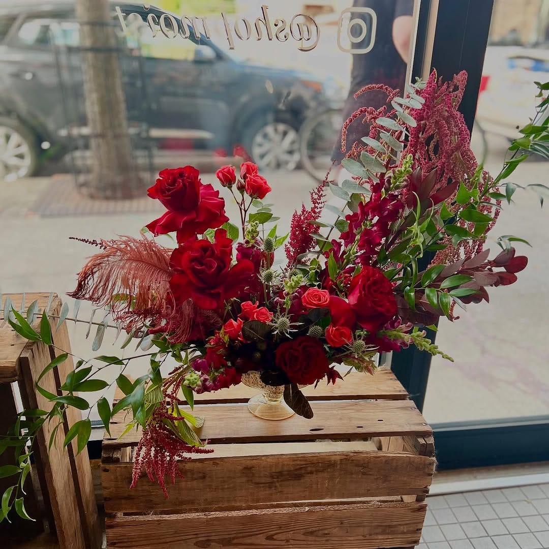 Post 8 by Sweetpea's Floral Studio on Instagram (image)