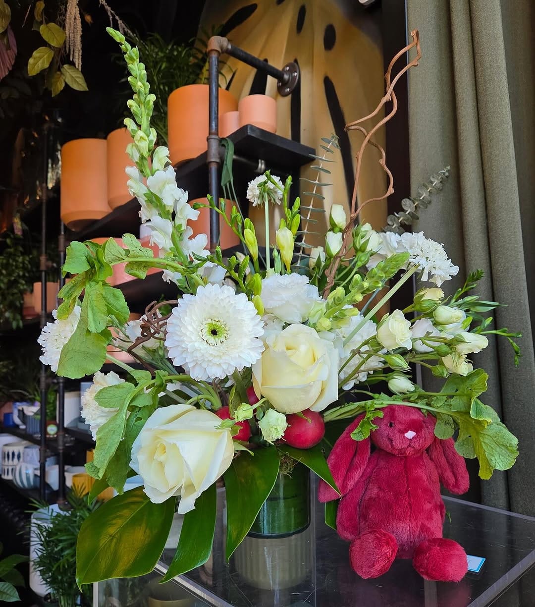 Post 5 by Sweetpea's Floral Studio on Instagram (image)